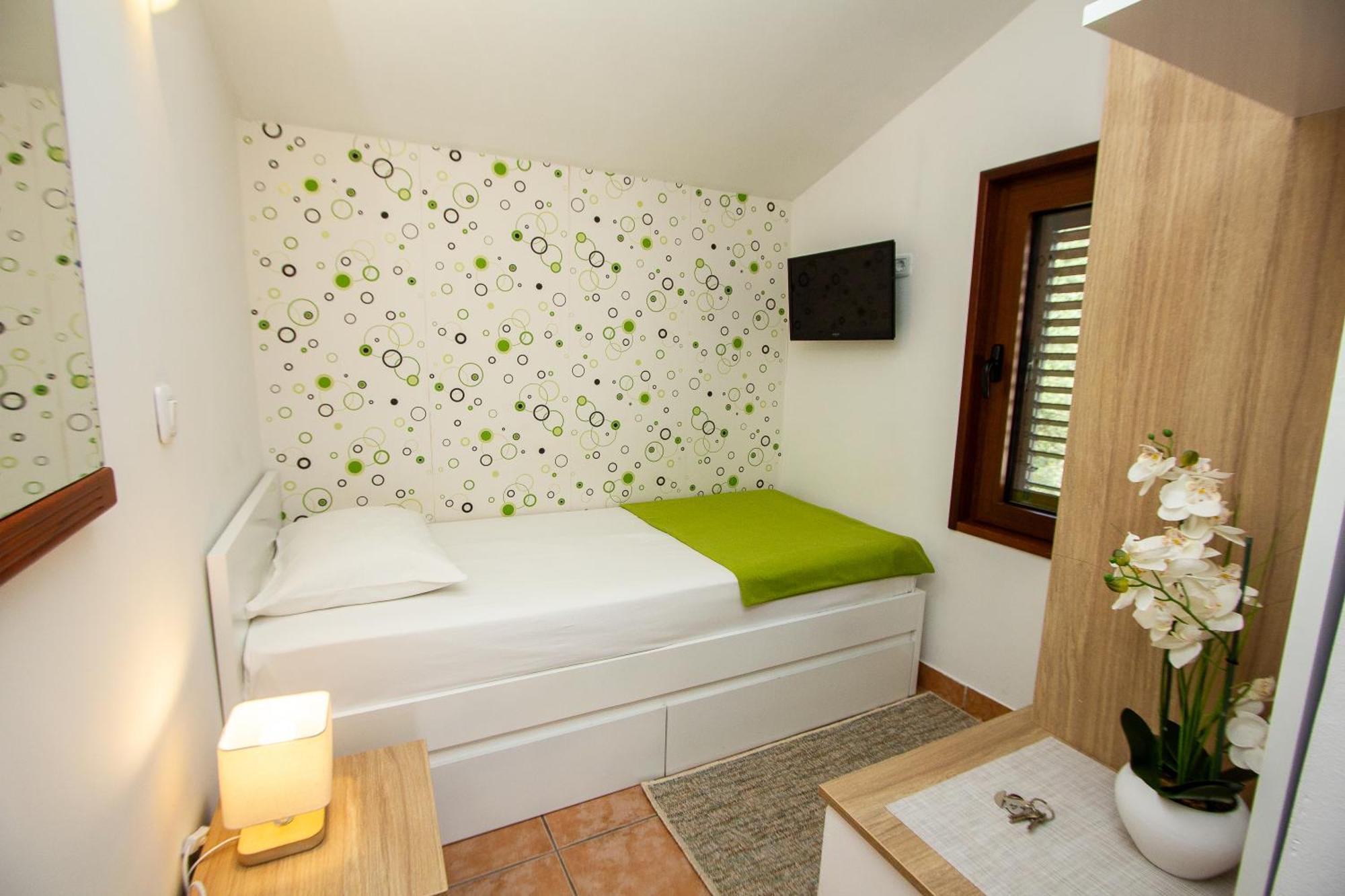 Guest House Jedro Petrovac Εξωτερικό φωτογραφία