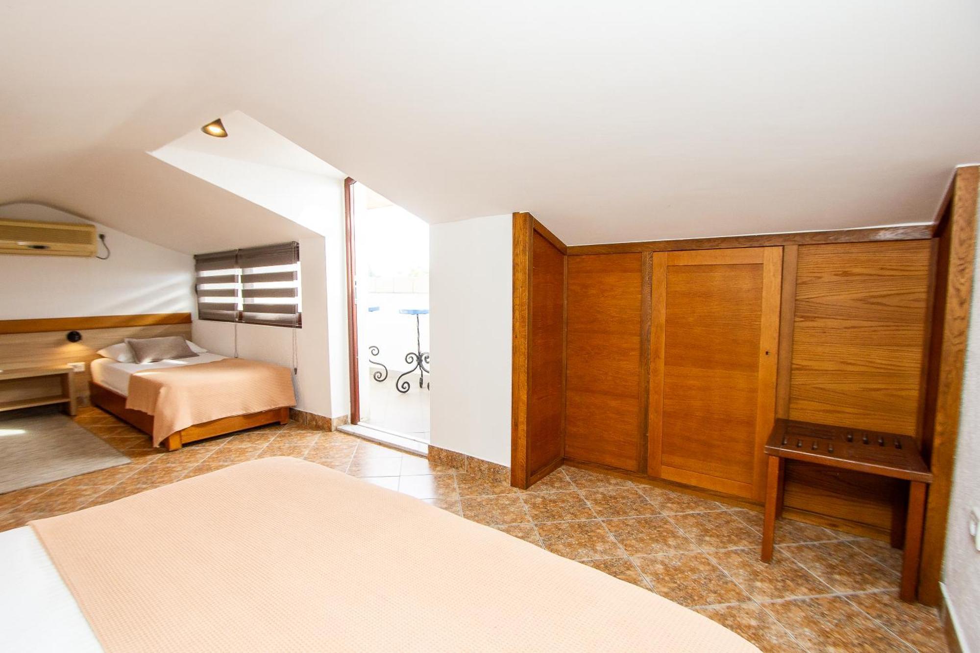Guest House Jedro Petrovac Εξωτερικό φωτογραφία