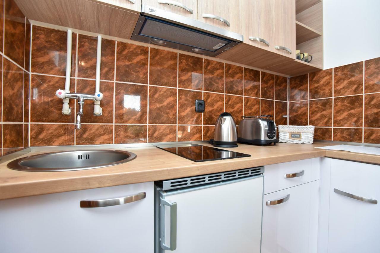 Guest House Jedro Petrovac Εξωτερικό φωτογραφία
